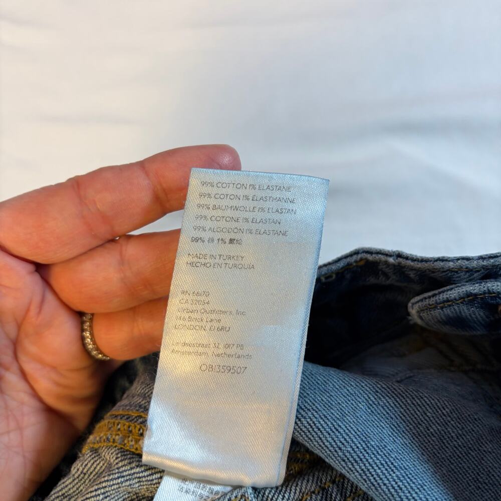 Pilcro Anthropologie womens double knee jeans. Size 28P. mild distress. grunge - Picture 4 of 8